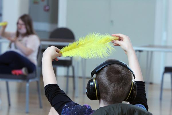 IMPs Holiday Club Hop into Spring